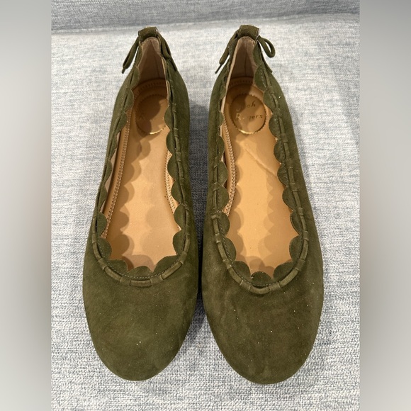 Jack Rogers Shoes - Jack Rogers Women's Suede Hunter Green Scalloped Flats